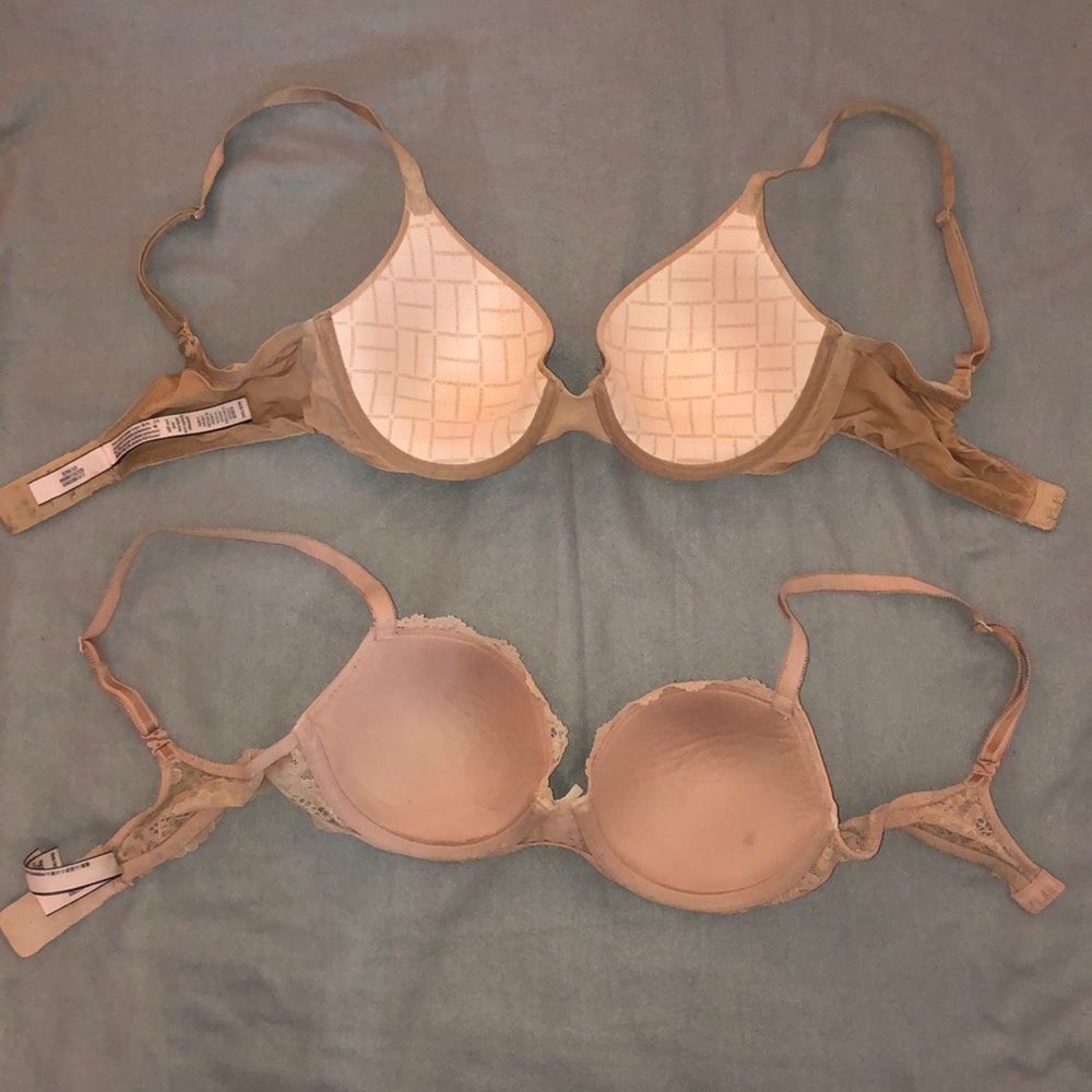 Victoria’s Secret Bras 32C